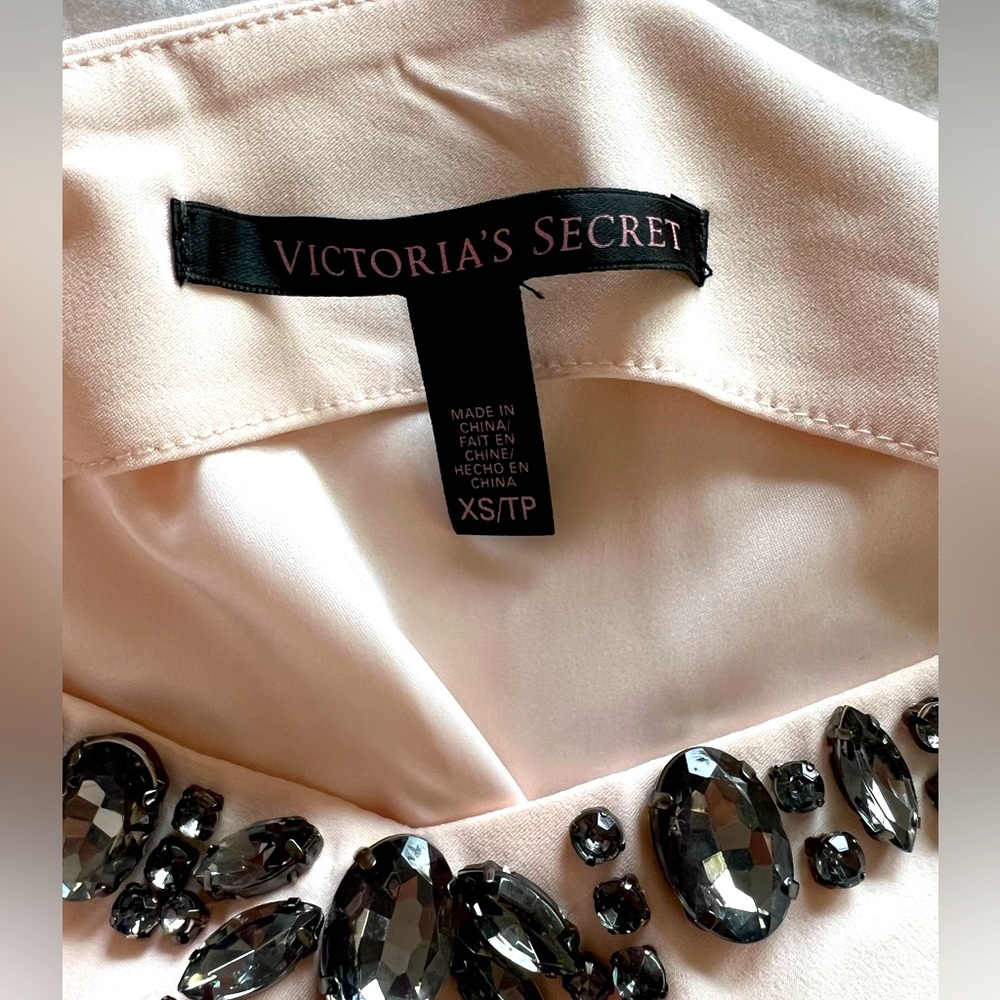 Pleated Dress - Picture 7 of 9